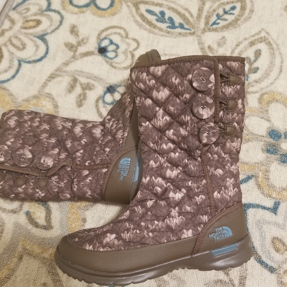 The North Face Shoes - The north face button up boot